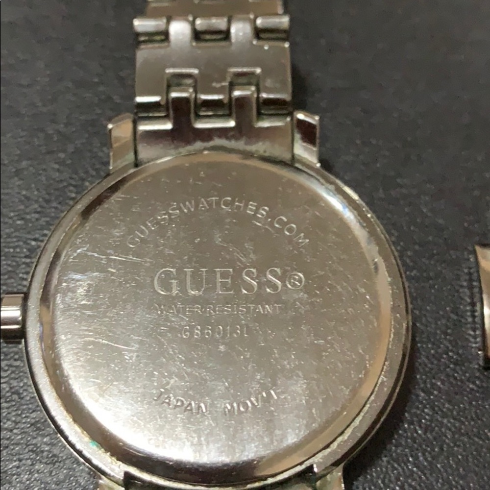 Guess Watch - Picture 2 of 3